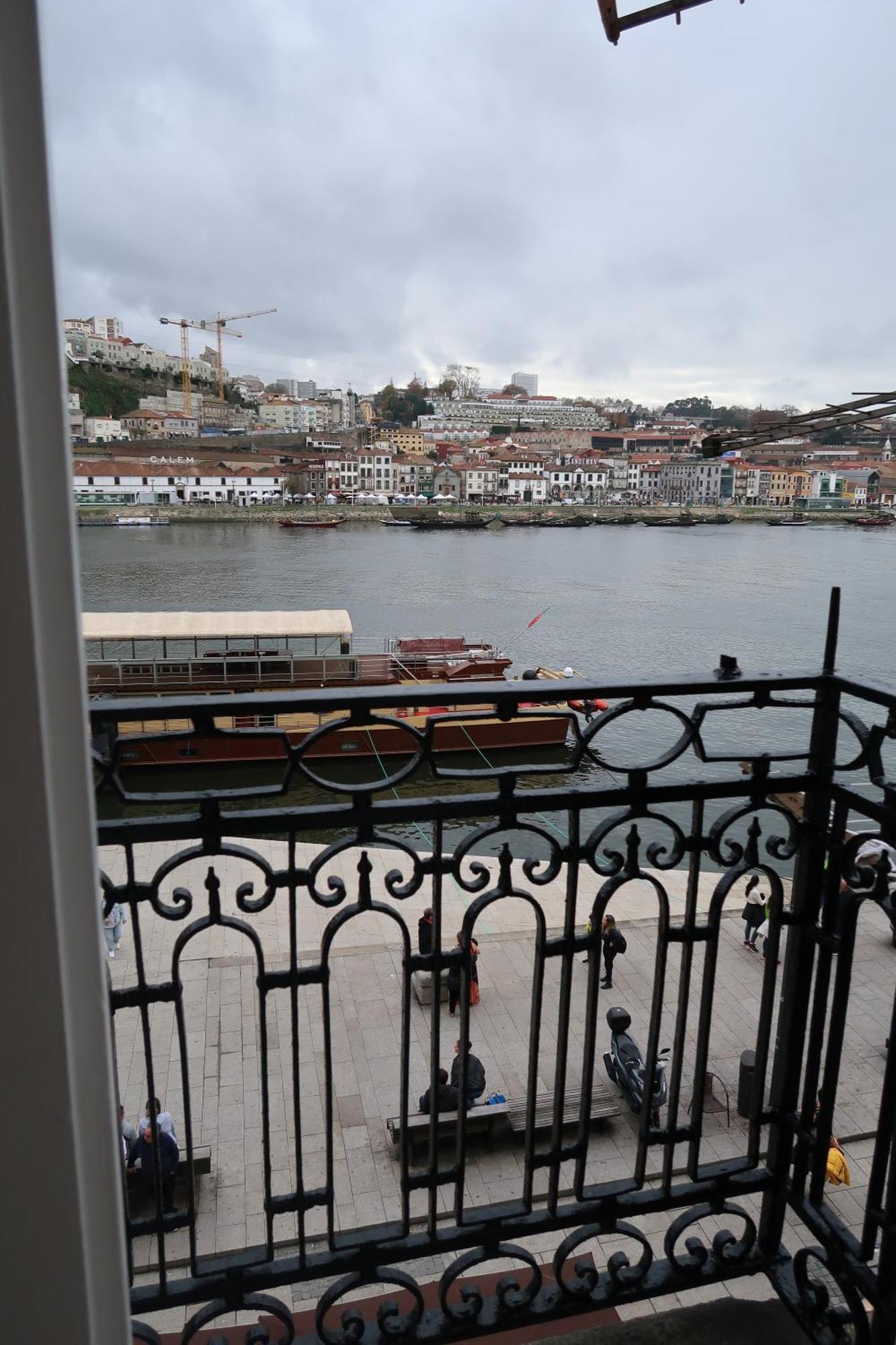 Apartamentos Sobre O Douro Porto Exterior foto